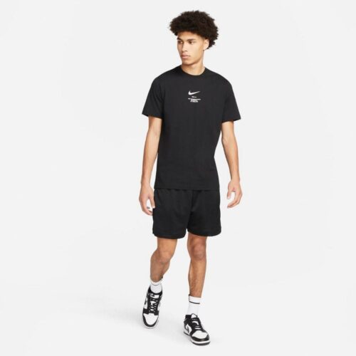Футболка Nike Sportswear DZ2881-010