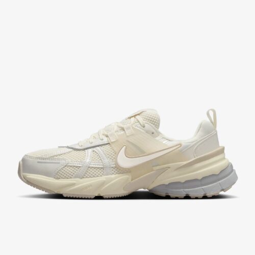 Кросівки Nike V2K Run Pale Ivory HQ1512-110