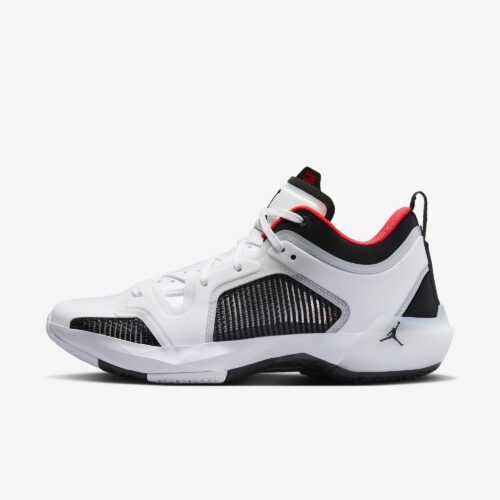 Кросівки Nike Air Jordan 37 Low Sneakers DQ4122-100