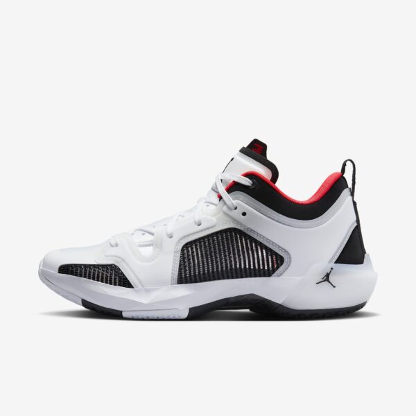 Кросівки Nike Air Jordan 37 Low Sneakers DQ4122-100