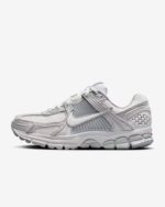 Кросівки Nike Zoom Vomero 5 HQ0458-001